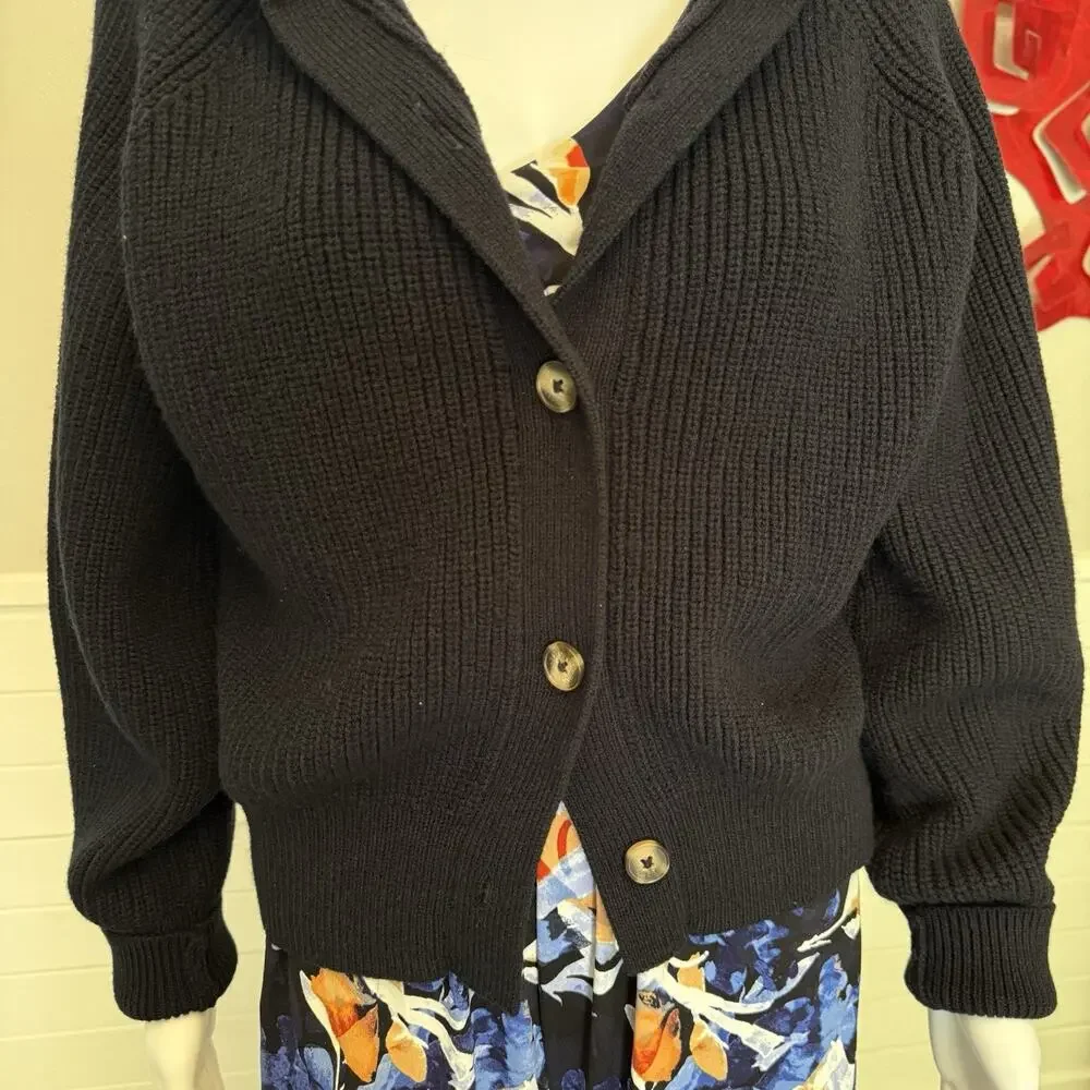 Banana Republic Large Black Ribbed Raglan Button Cardigan Sweater